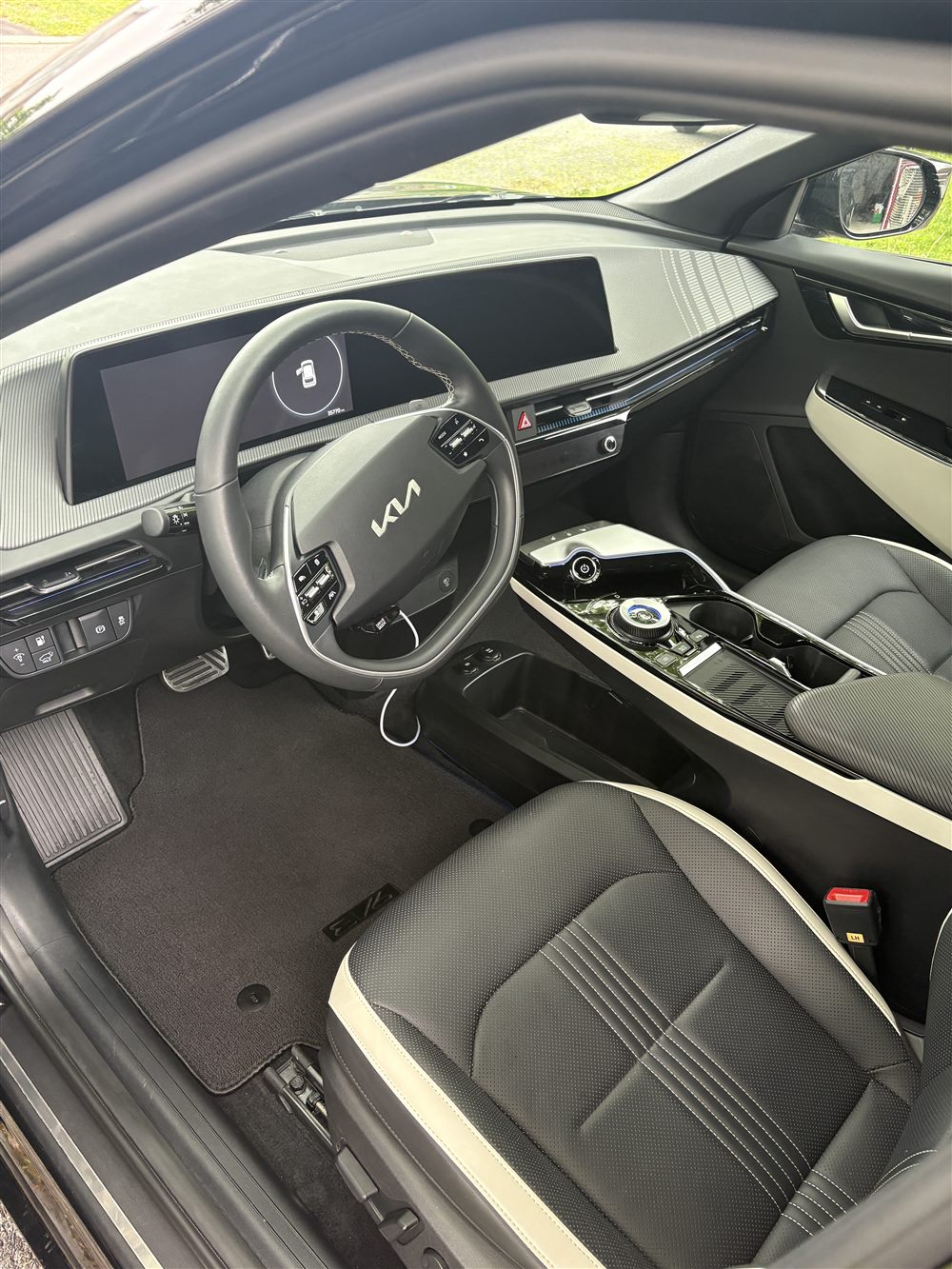 Same car interior with salt stains fully removed after professional hot water extraction